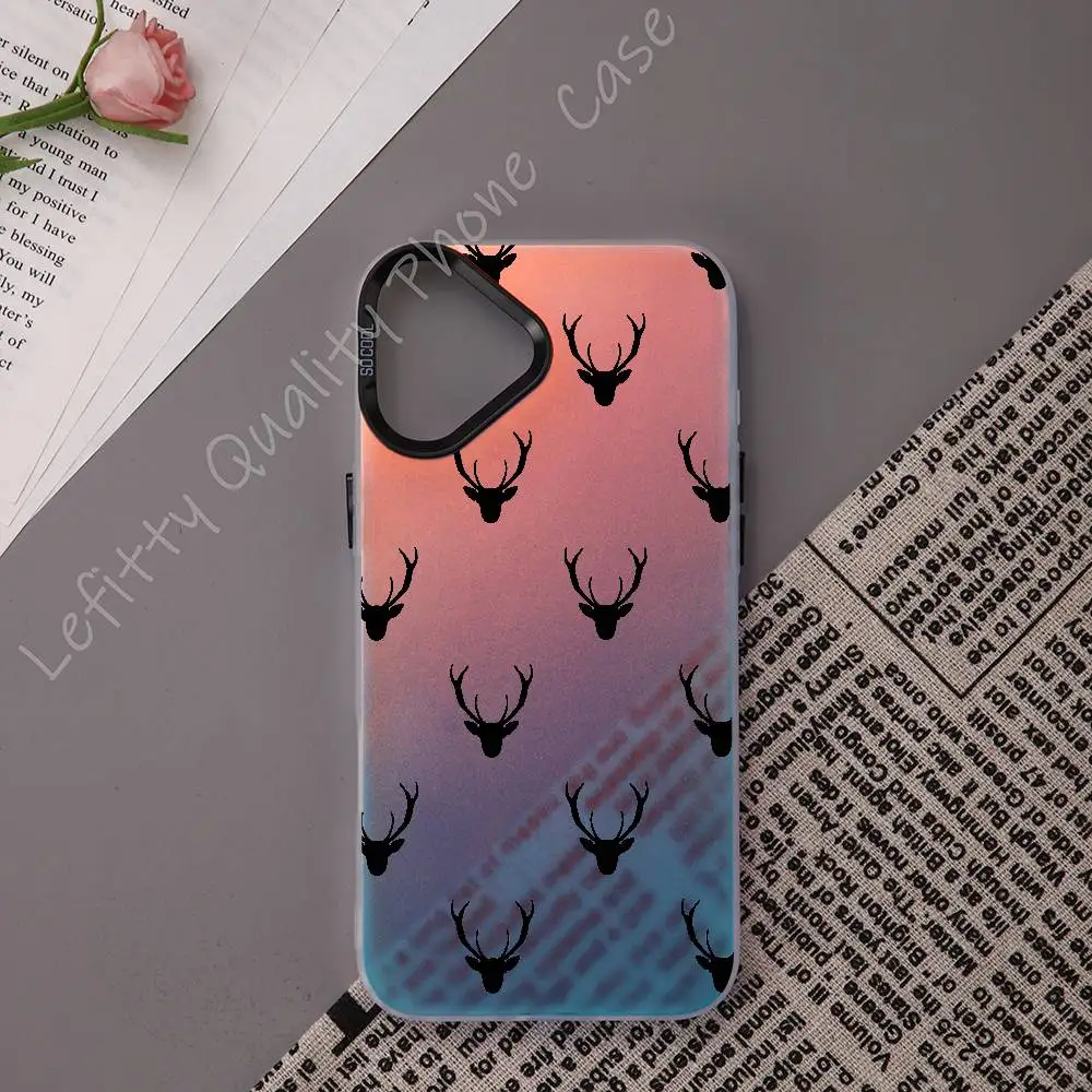 

Simple Fashionable Deer Phone Case For IPhone 16 15 14 13 12 11 Pro Max Matte Aurora Multicolor Laser Metallic Gradient Funda