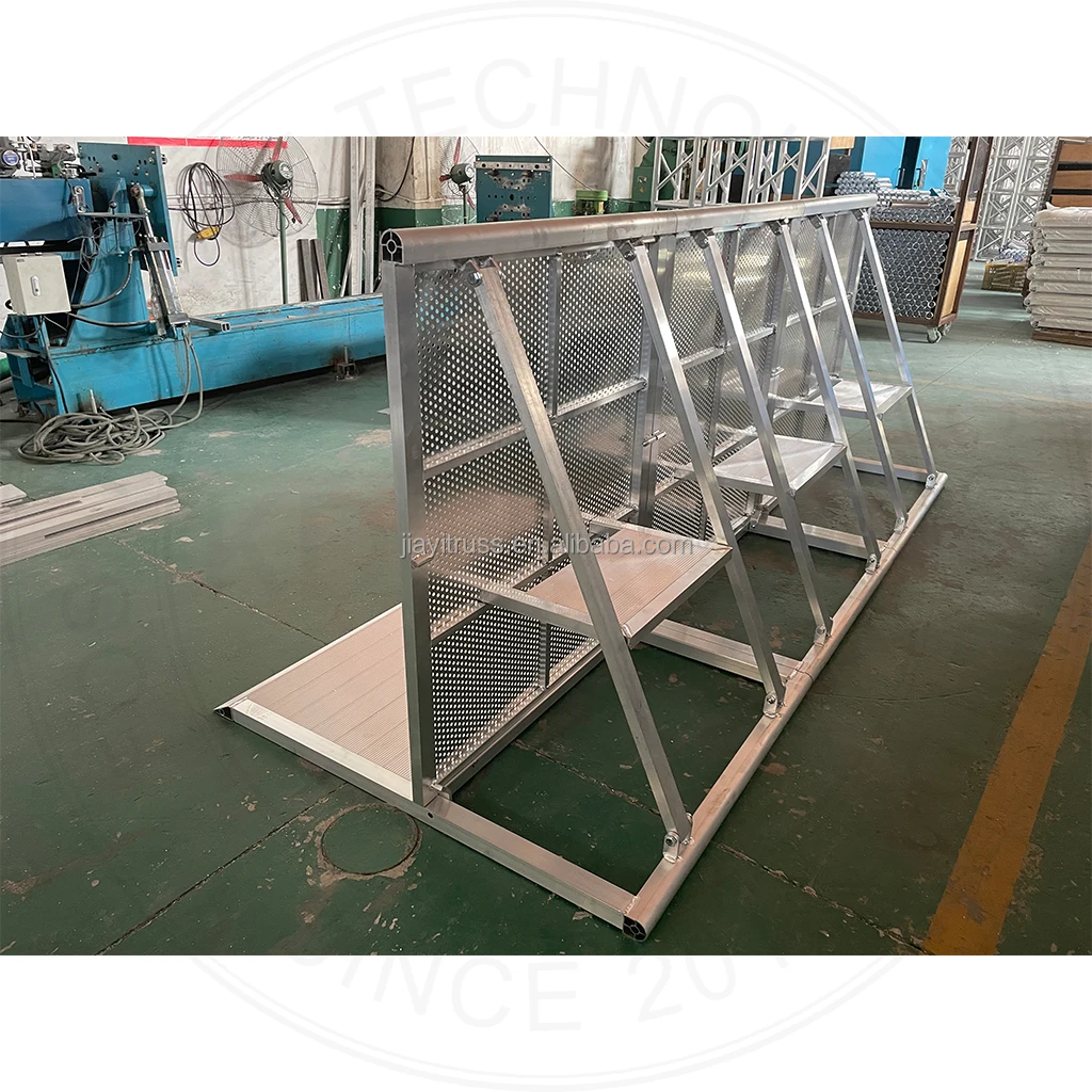 

Барьер безопасности для контроля толпы на концертах и мероприятиях