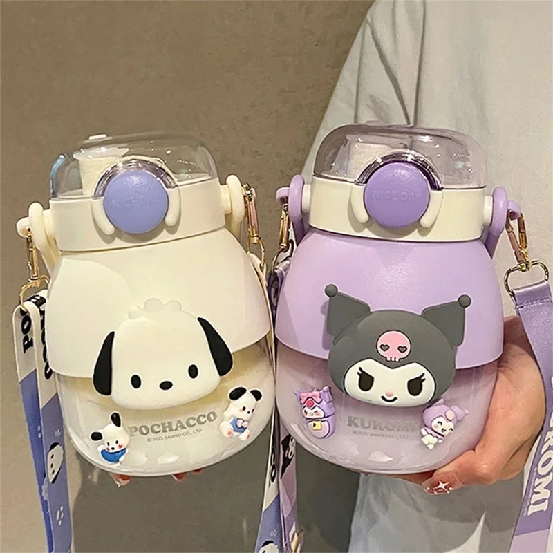 

Бутылка для воды Sanrio, 1050 мл, Подлинная большая чашка для живота, портативная, красивая, вместительная двухпитьевая, для студентов, Тритан