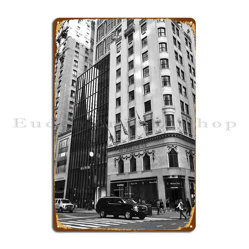 Black And White. Fifth Avenue, New York. Metal Plaque Poster Cinema Classic Create Club Design Pub Tin Sign Poster