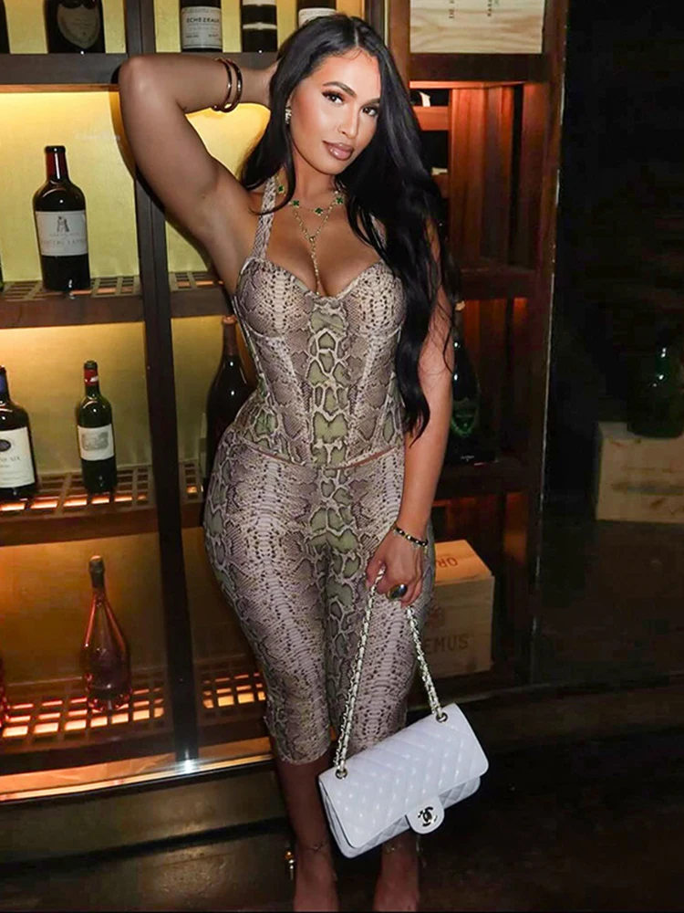 

Женский сексуальный комплект из двух предметов со змеиным принтом, брюки, лето 2025 года, укороченный топ с открытой спиной и леггинсы, костюм для вечеринок в ночном клубе, костюм