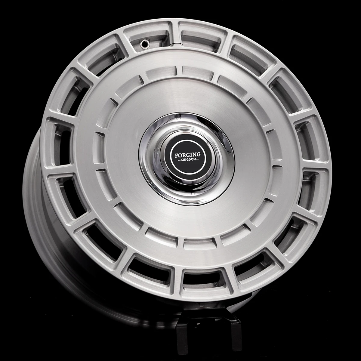 Xianglun High Quality 6061-T6 Forged Aluminum Alloy Wheel Hub 20-26 Inch 5*1305*112,5 *120 PCD Bright Black Coating  New