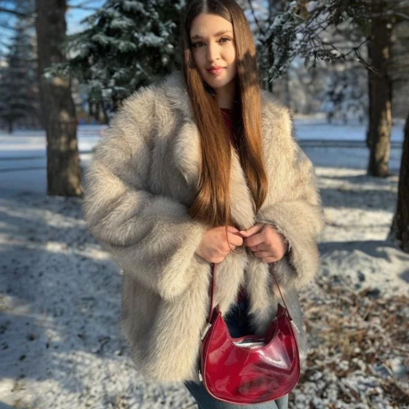 TARUXY Faux Fur Lapel Coat Woman Fashion Pocket Loose Long Sleeve Elegant Plush Coat 2025 Winter New Daily Commuting Party Wear