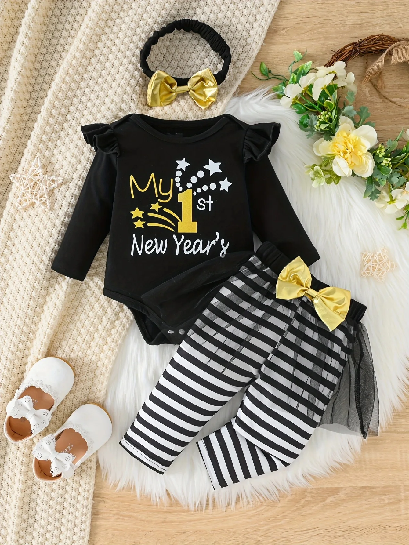 0-2 year old new newborn baby girl spring and autumn style long sleeved triangle crawling suit+striped mesh pants set