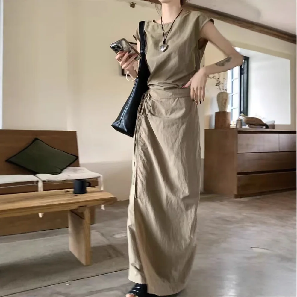 

Dress For Women In Summer 2025, New Style With Elegant Long Skirt, Paired With a Two-Piece Set