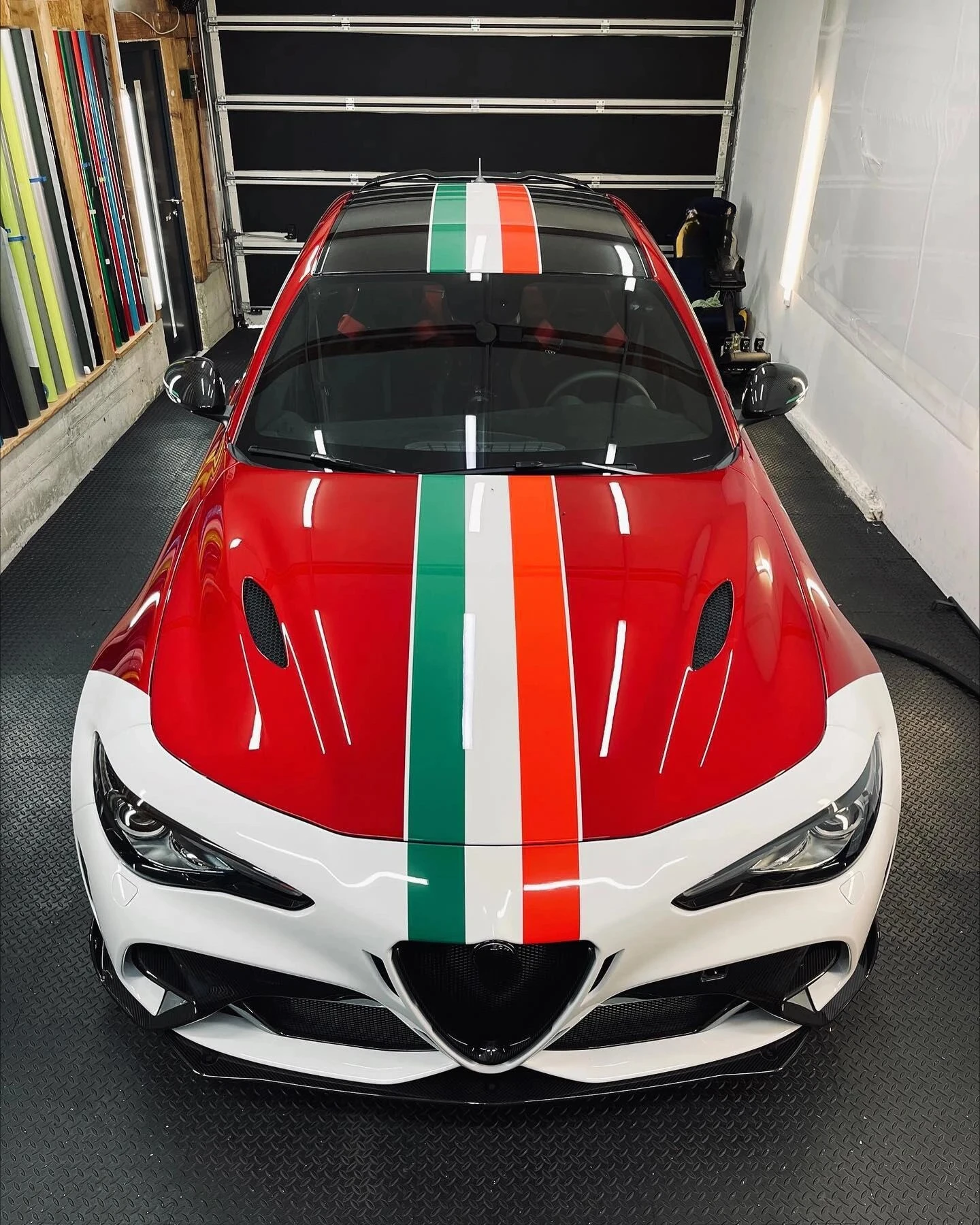 Gtam Style Body Kit for Giulia Front and Rear Bumper Side Skirt Spoiler Hood Fender Wide Body Kit