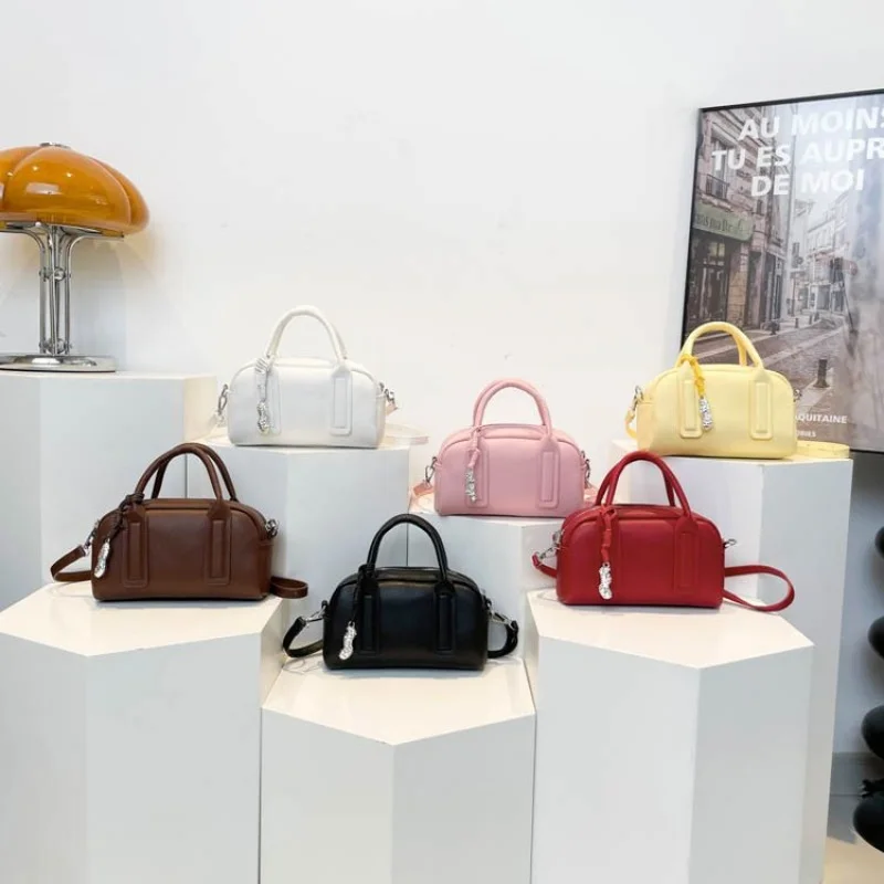 

Popular Classic High-End Leather Women's Shoulder Bag Luxury Brand Fashionable Elegant Elegant Detailing Commuter Vintage Bag​