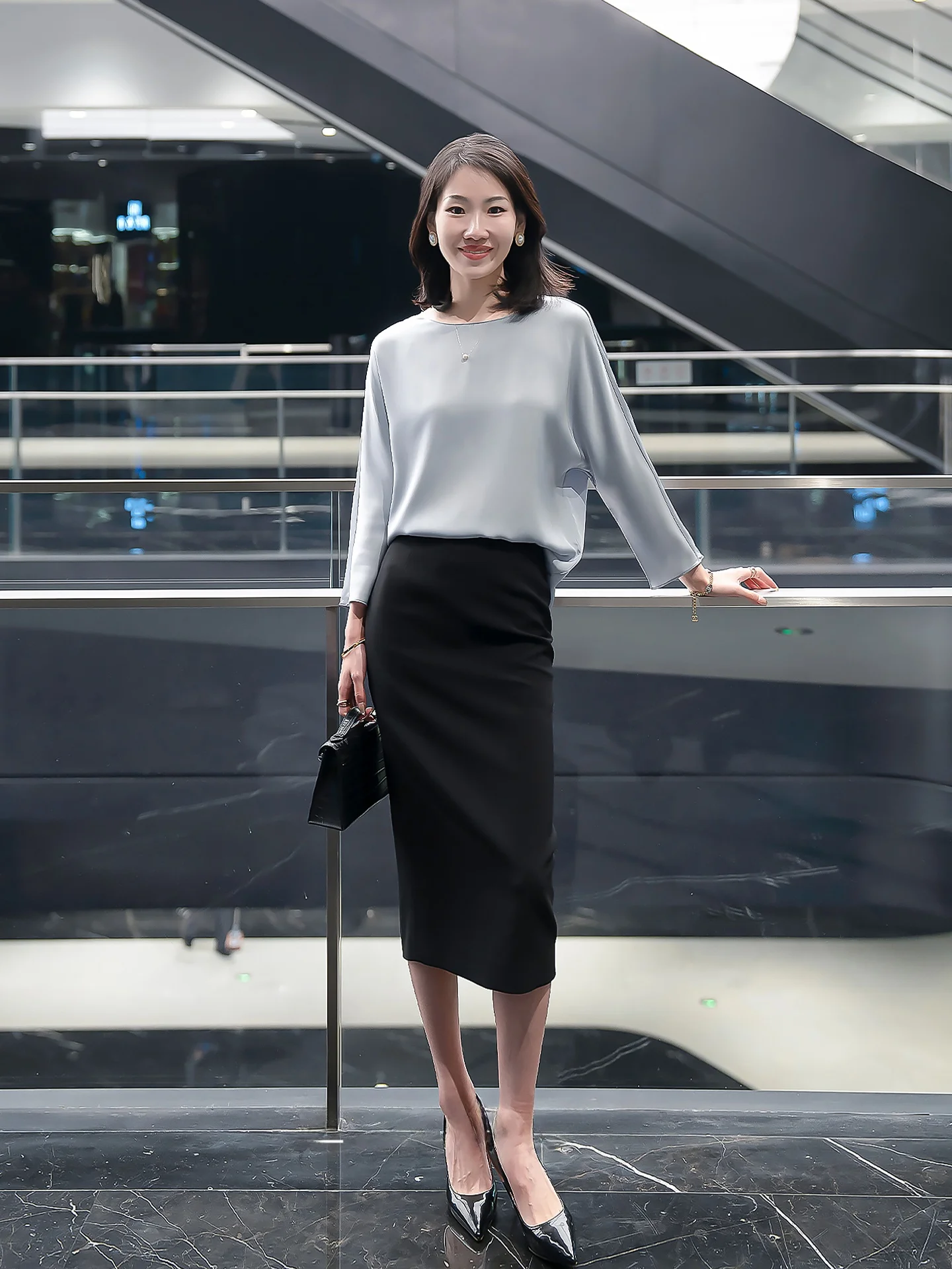 

Шелковый топ Ele Silk LadyJ Cloud Light Satin Luxury 6A, класса ААА, из натурального шелка 23 момме, эластичный, с круглым вырезом, изысканный