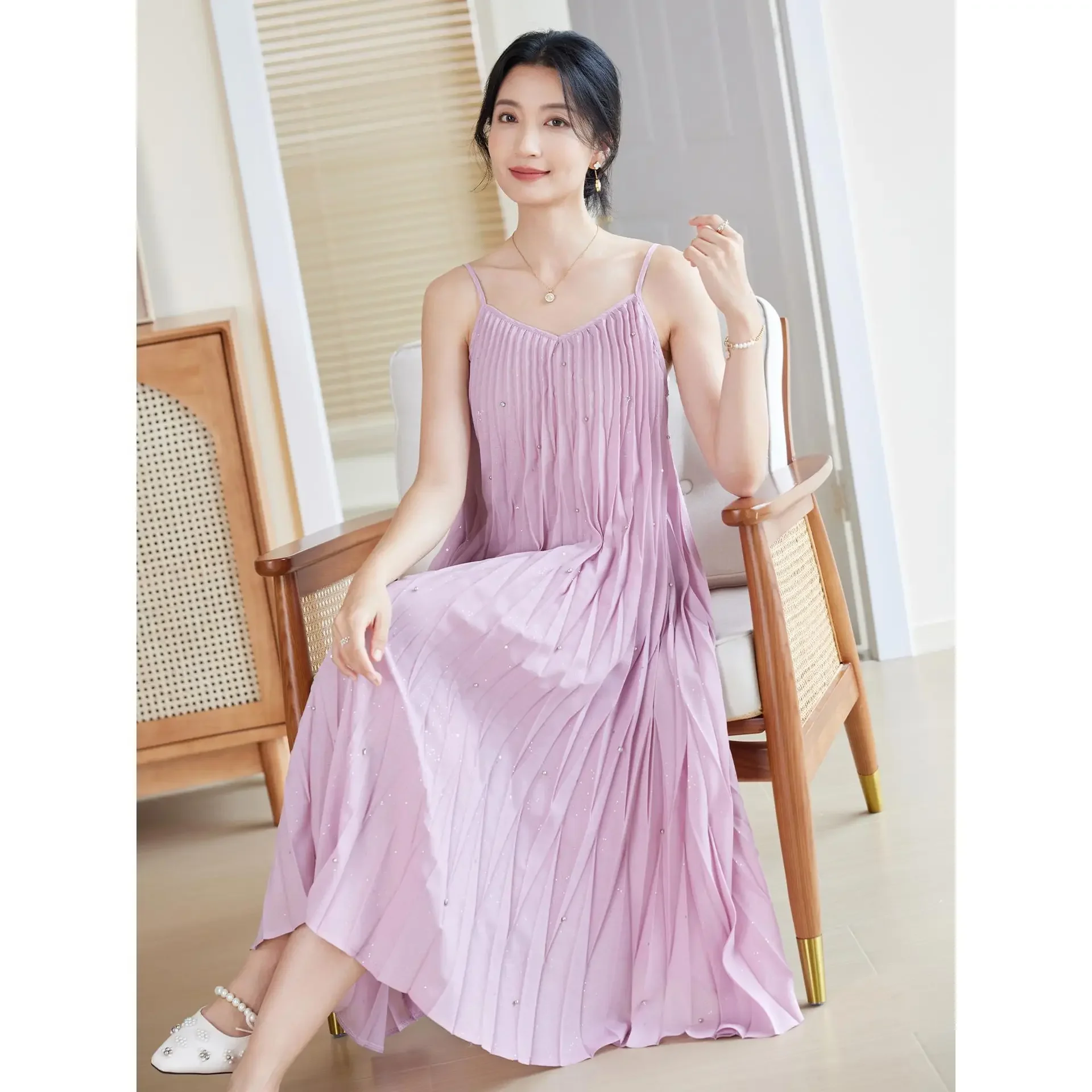 

Miyake Pleated Pink Dress Women Summer High-end Suspender Skirt Seaside Vacation French Long Skirt 2024 New Elegant Dress Women