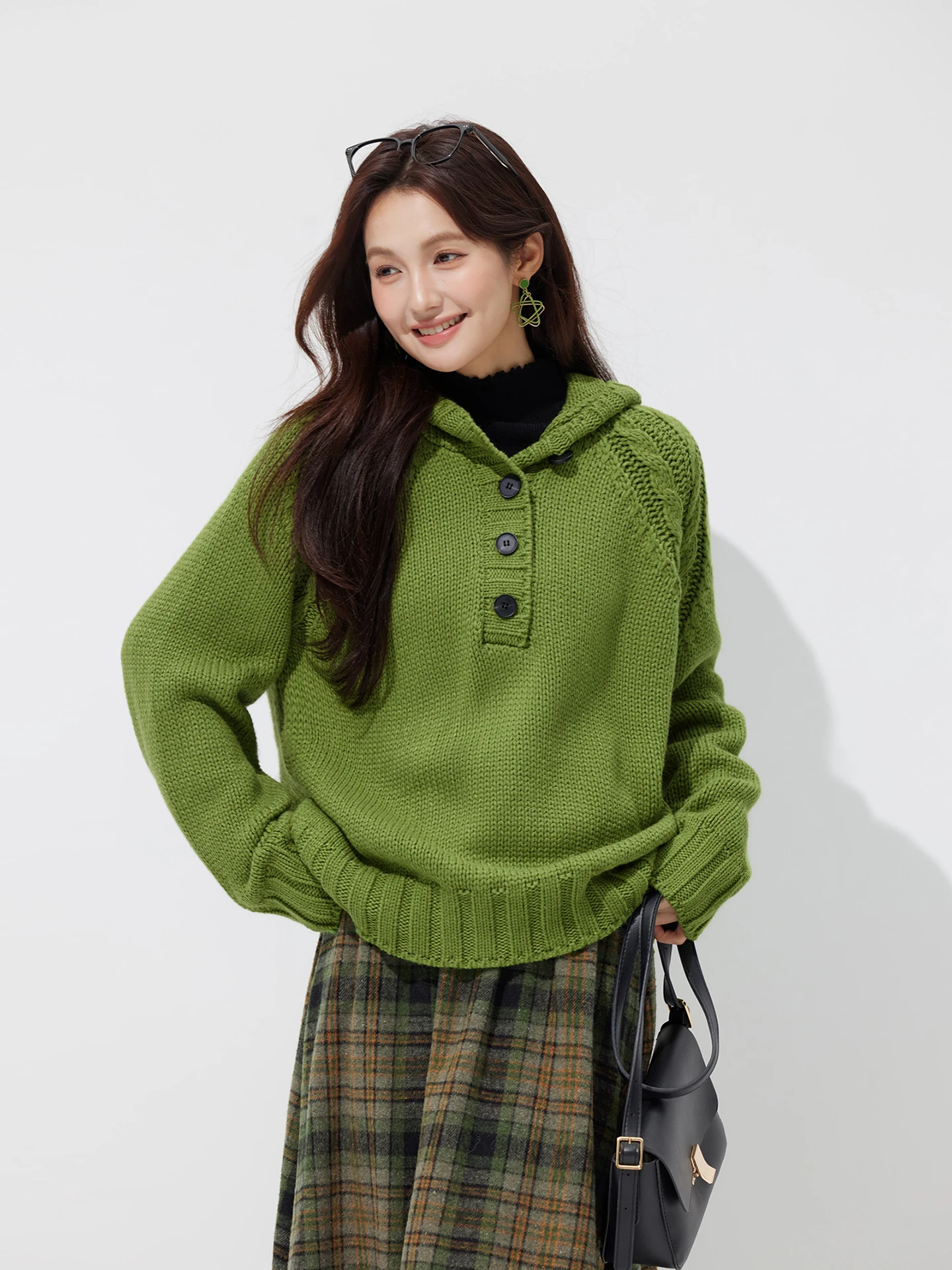 

Loose Fit Korean Sle Knitted Sweater with Hood een Base Layer irt for Women Winter 2025 New Arrival Comfortable Polyest...