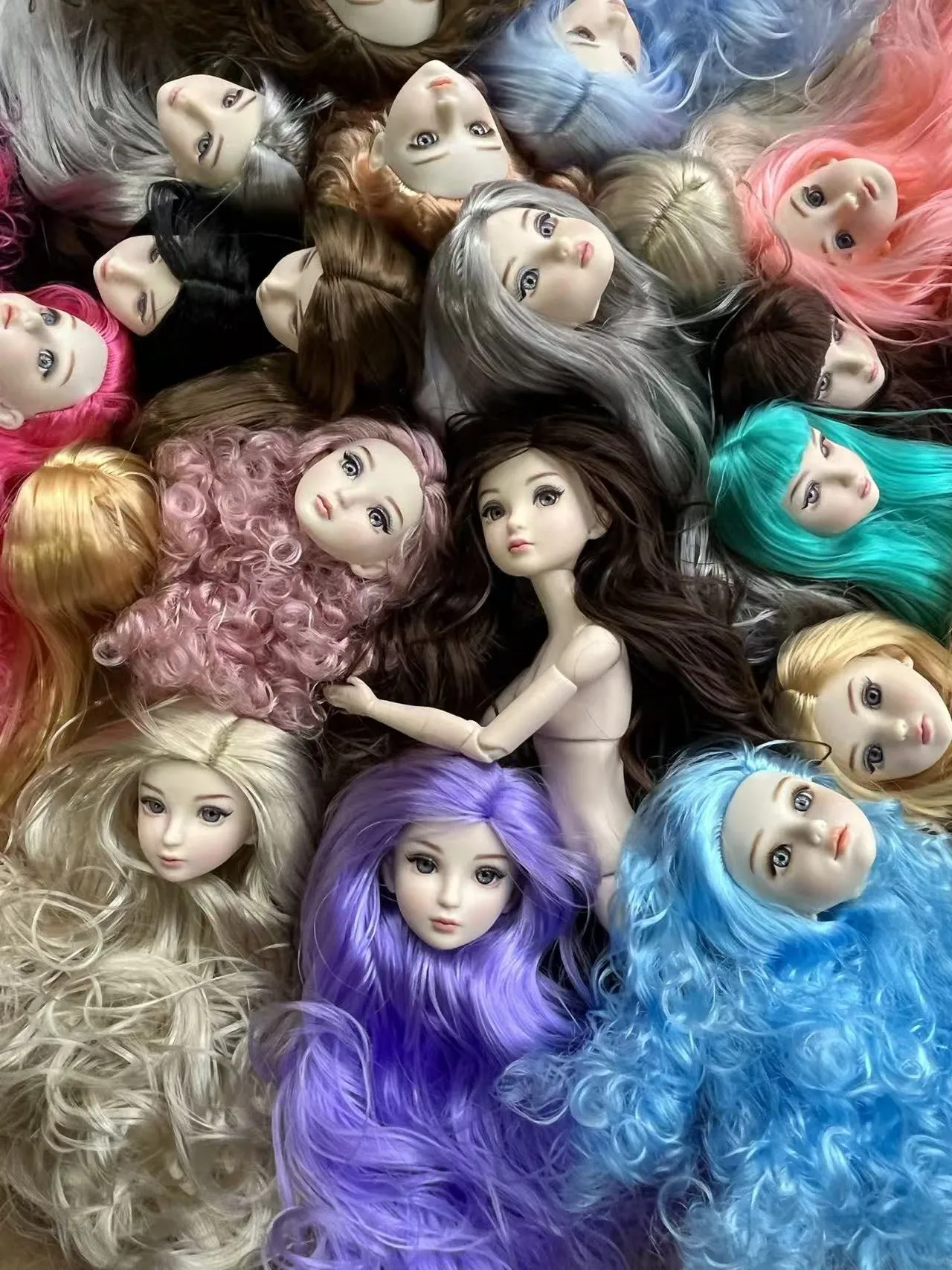 Têtes de poupées féminines à yeux 3D, peau super blanche, cheveux longs couleur bonbon, têtes de filles, figurines de poupées à collectionner