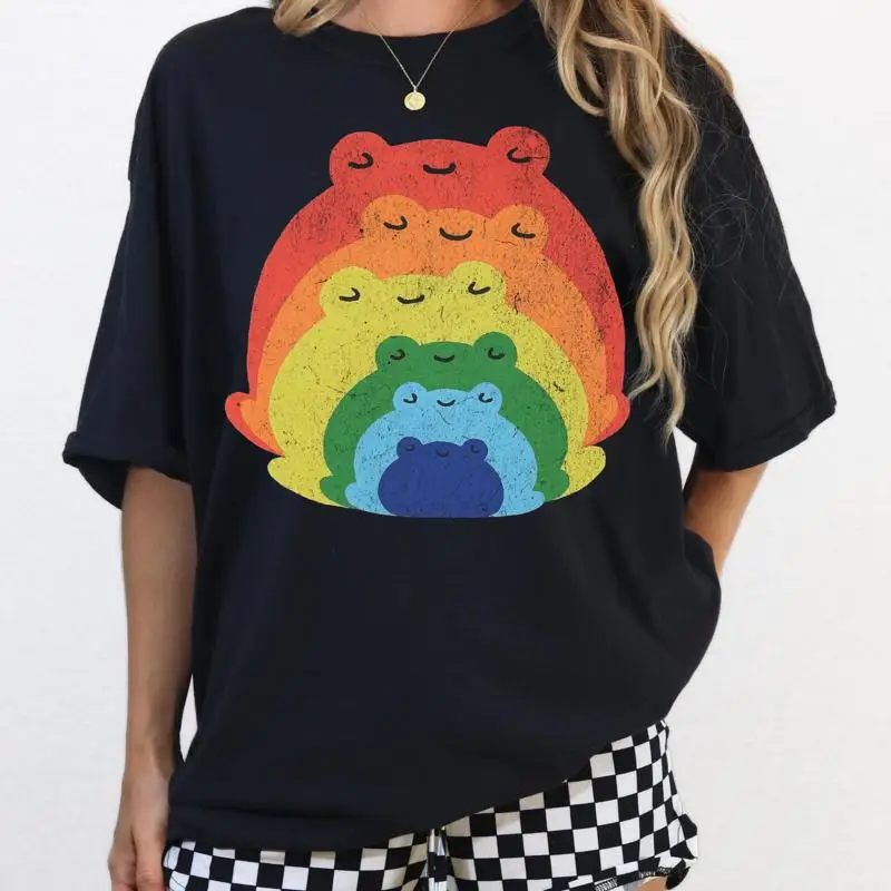 قوس قزح فخر الضفادع تي شيرت LGBTQ مثلي الجنس شهر Cottagecore الملابس مضحك عبر الجمالية مثليه