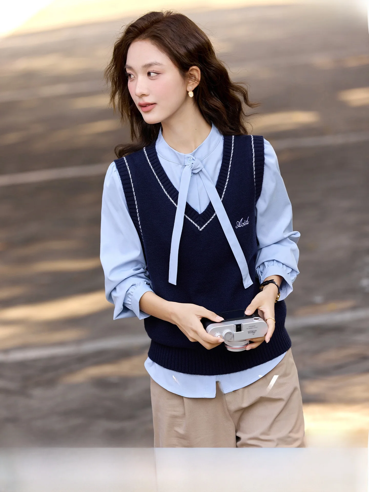 

Комплект Vimly Весна 2026: Женский повседневный костюм-двойка с жилетом и длинными рукавами из полиэстера