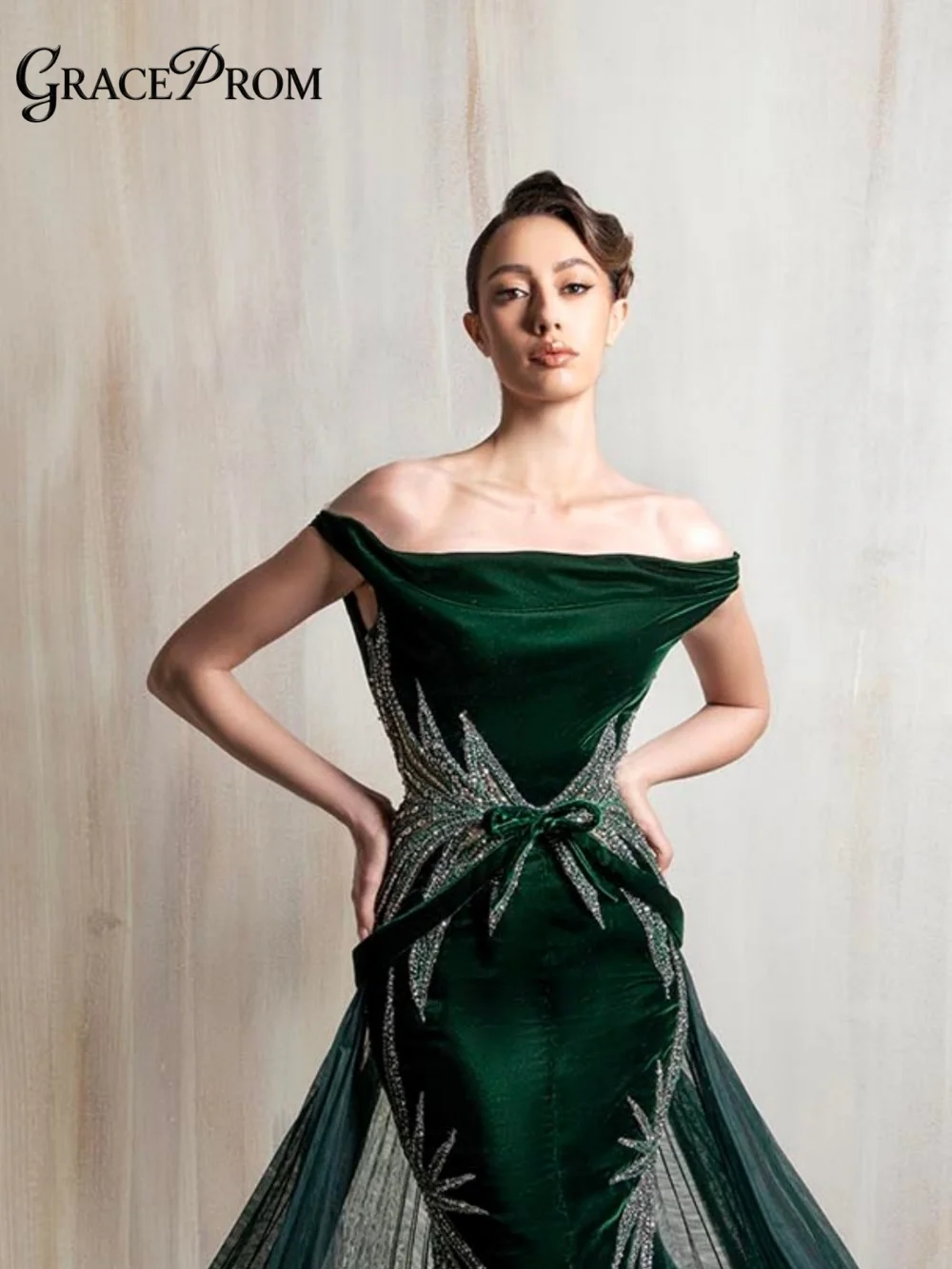

Glamorous Dark Green Velvet Evening Dress Elegant Off The Shoulder Prom Gown Crystal Detachable Train Party Dress فساتين سهرة