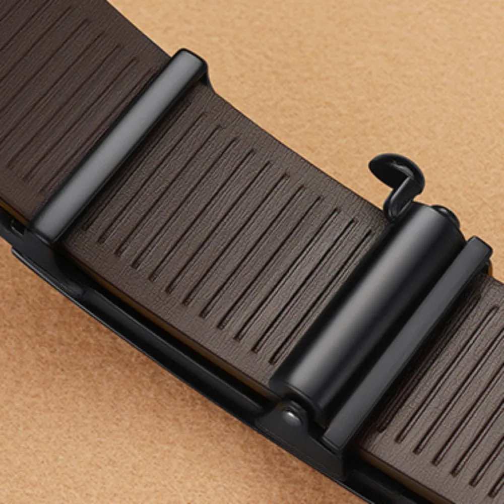 新しいファッションメンズベルト歯のない自動バックルベルト合金レターボタンビジネスファッション高品質メンズストラップ