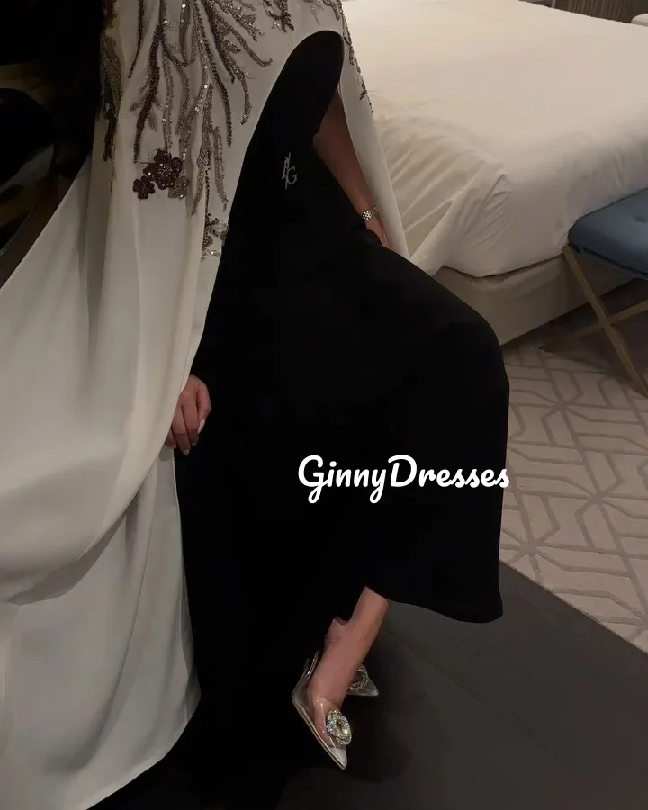 カスタマイズされたイブニングドレス女性スクープネック A ラインウエディングドレス床の長さのビーズジッパーアップ半袖裏地結婚式