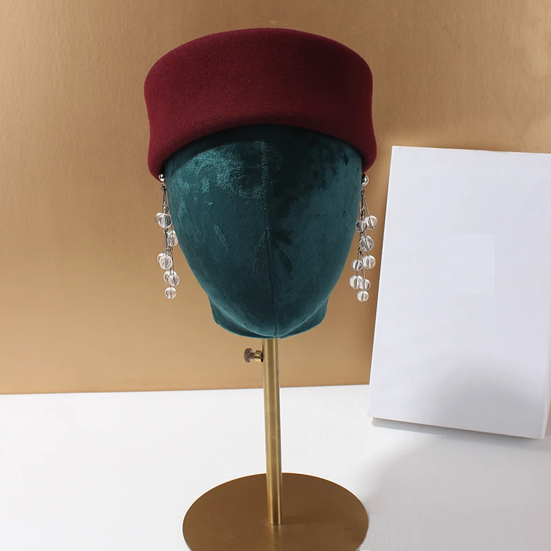 Britische Retro-Aristokratische Mode-Stewardess-Mütze aus Wolle für Damen, elegante französische kleine 54 cm Miniatur-Mütze – Detail 16