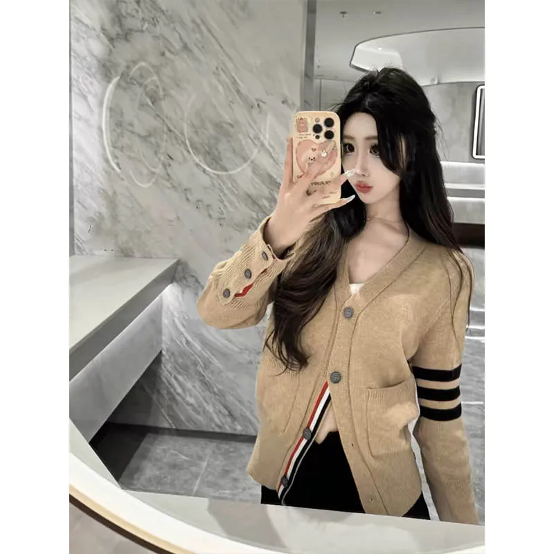 Office Lady Vintage Contrast Style French Fashion Knitted Cardigan Women Winter New Striped V-neck Preppy Style Knitwear Tops