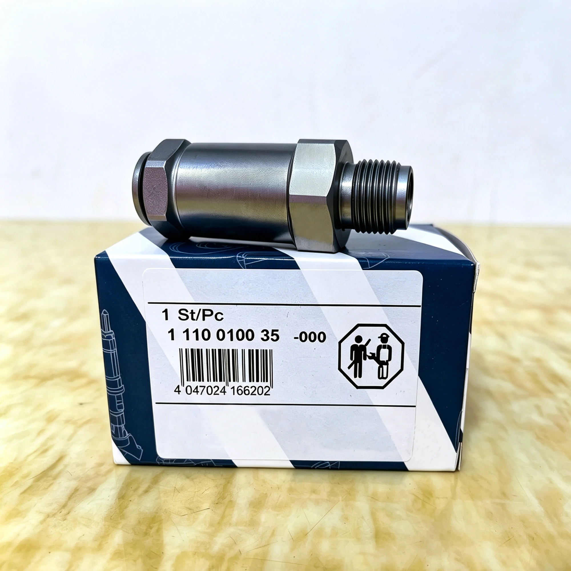Original 1110010035 Common Rail Fuel Pressure Relief Valve Limiter For Cummins Lveco 1110010020 OEM 4899831 Fit For Diesel Truck