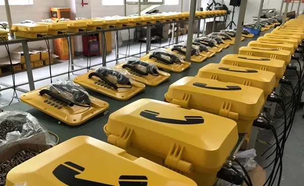 Fast Delivery Analog SOS Emergency Telephones  IP 67 Waterproof phones  Weatherproof SIP phone For Tunnel