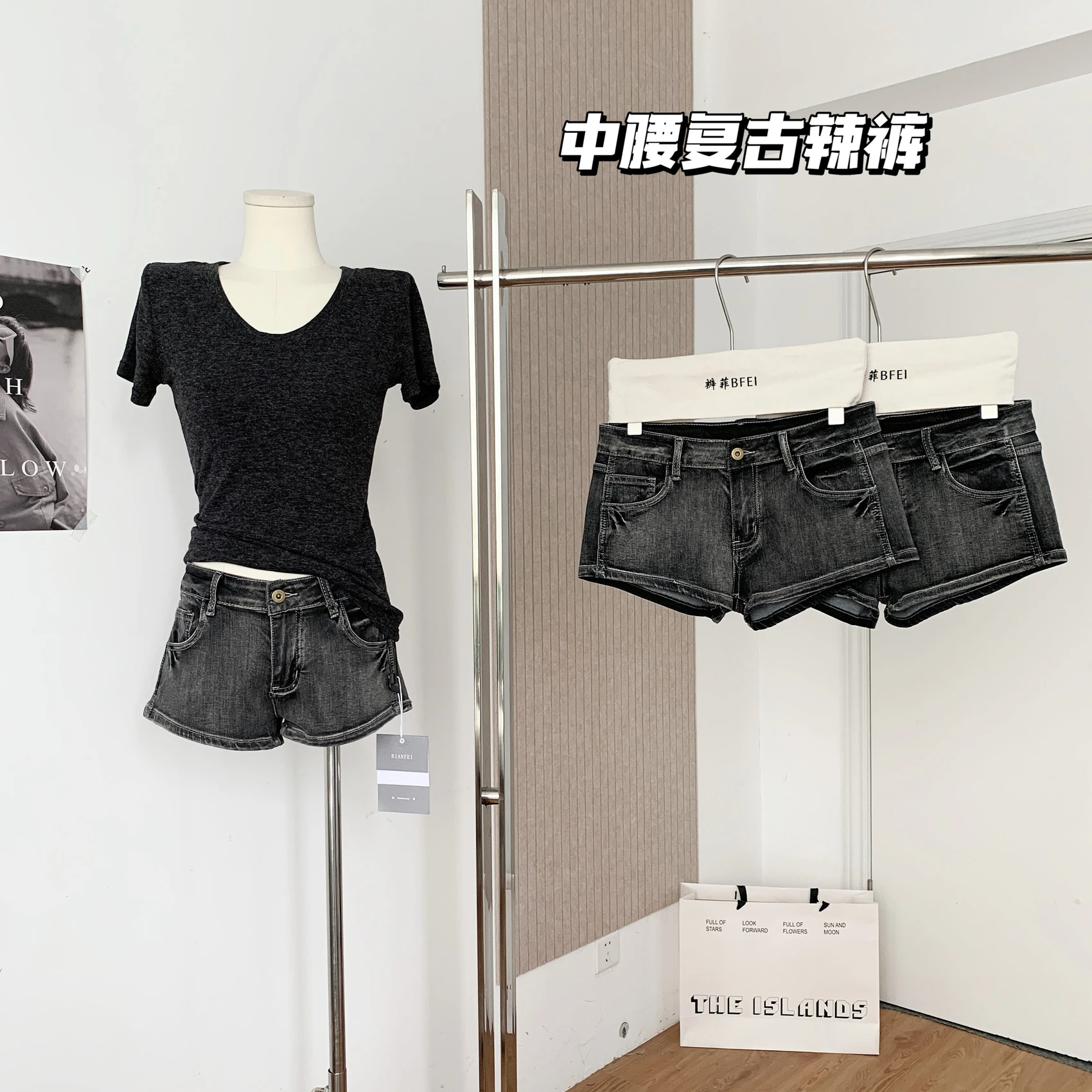 

Women's Mini Denim Shorts Aesthetic Low Waist Jean Shorts Streetwear Y2k Emo Cowboy Short Pants 2000s 90s Vintage Clothes Summer