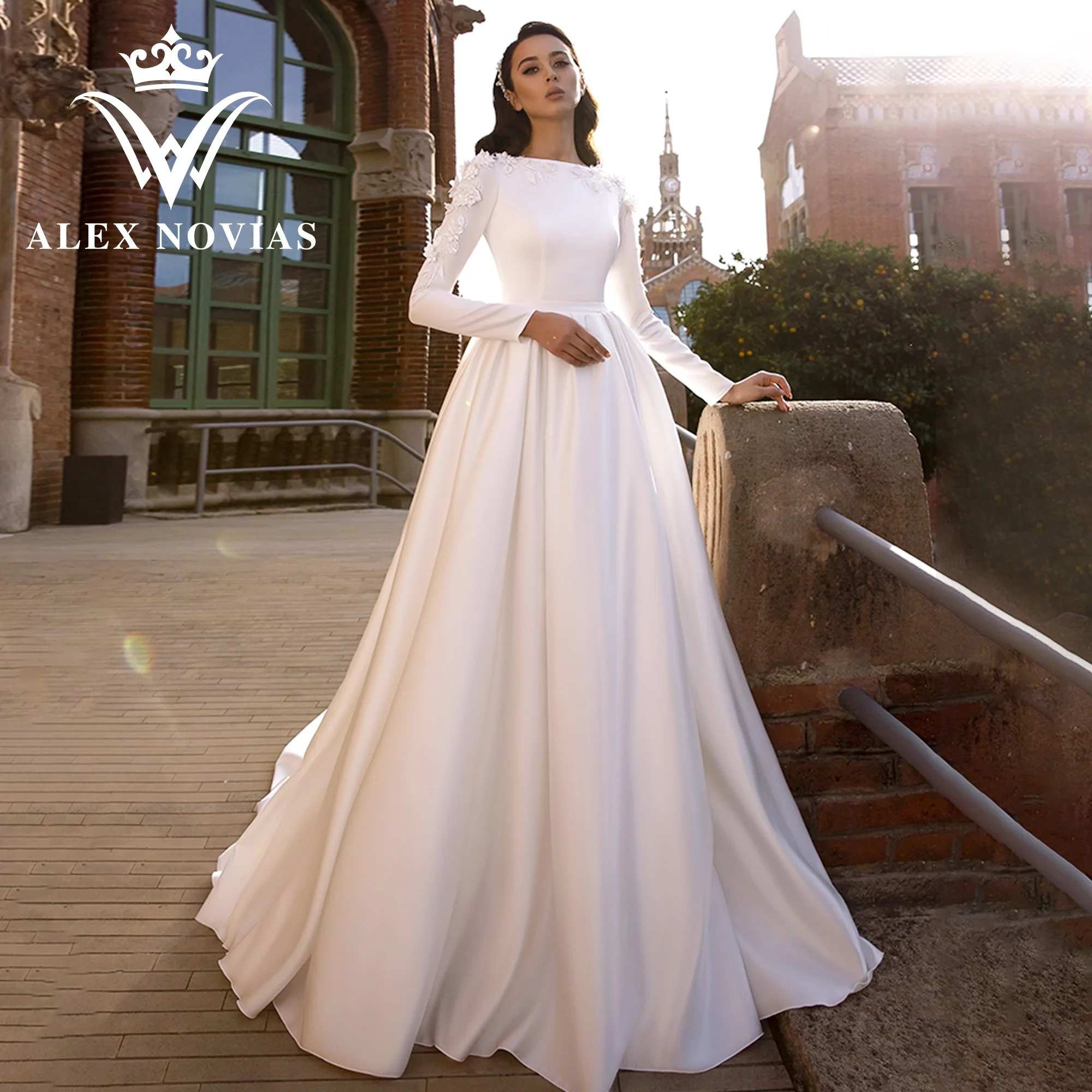 

ALEX NOVIAS Long Sleeve Satin Wedding Dress 2023 New SCOOP Appliques Zipper Muslim A-Line Wedding Gown Vestido Novias De Saten