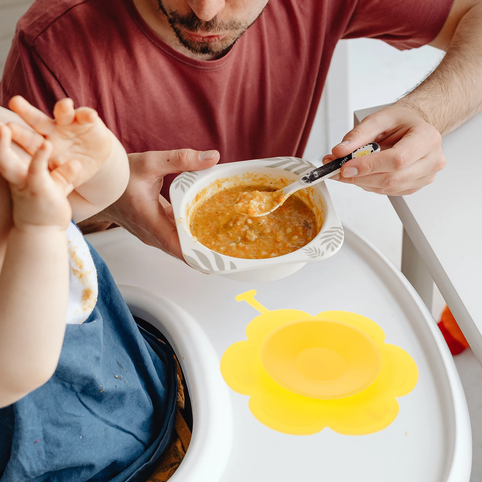 

Suction Cups Anti-slip Silicone Bowl Pad Non-slip Mat Yellow Baby Toddler Kids Tableware Sucker Mat High Temperature Resistance