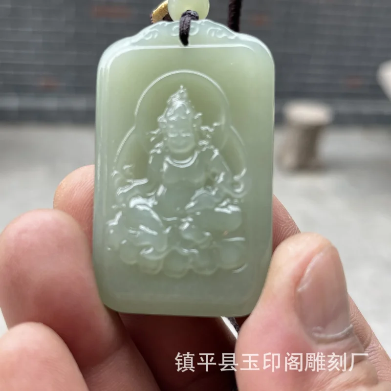 

Нефритовый кулон-подвеска «Бог богатства» из Хэтяньского жёлтого нефрита и «Зелёное озеро» (унисекс)