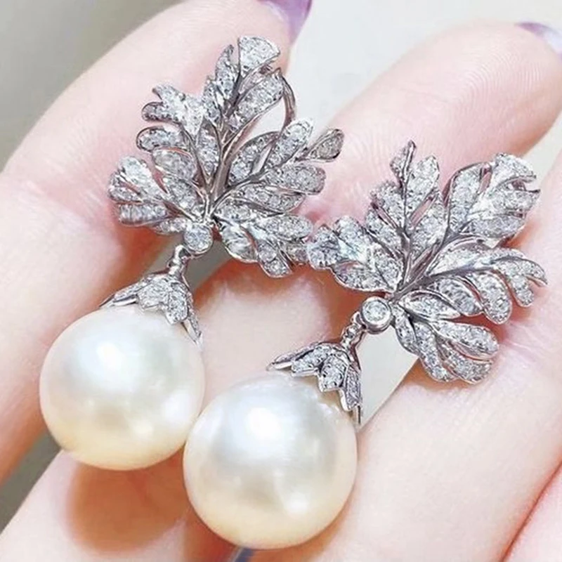 Huitan Delicate Leaf Pendant Earrings Female Engagement Jewelry Simulated Pearl and Brilliant Zirconia Accessories for Wedding