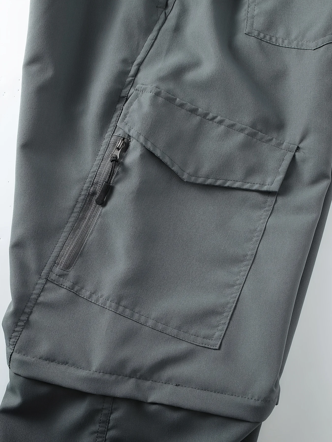 Celana Hiking Pria Celana Konvertibel Cocok untuk Memancing Berlari Celana Cargo Pria dengan Ritsleting yang Dapat Dilepas Celana Kerja yang Tahan Lama