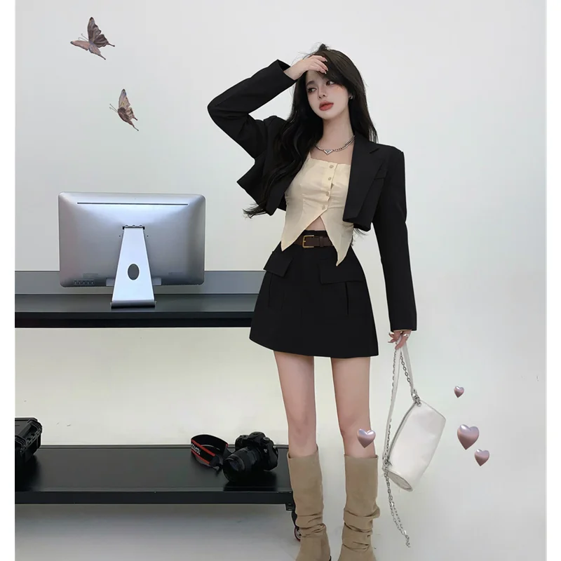 

Spring Women Clothing Set High-grade Spicy Girl Short Suit Design Unique White Temperament Shirt Simple Versatile Slim Fit Skirt