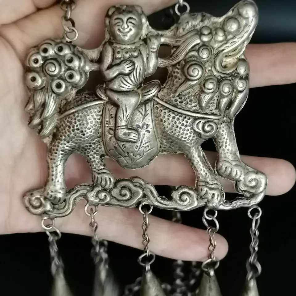 

Boutique antique collection, old silver unicorn lock necklace, unicorn gift, wear and give away good products