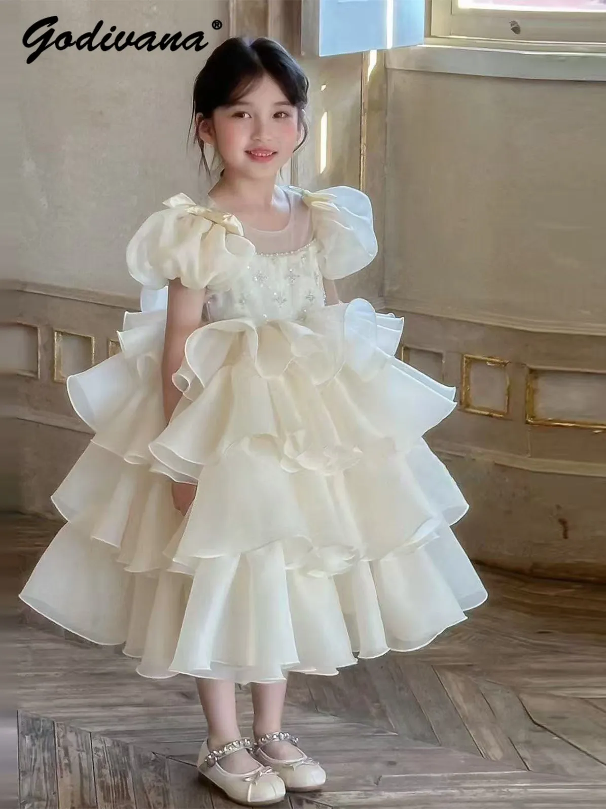Sweet Baby Girls Princess Dress 2026 New Childrens Birthday Party Gown Bowknot Tulle High End Sequined Puff Sleeve Pleated Dress
