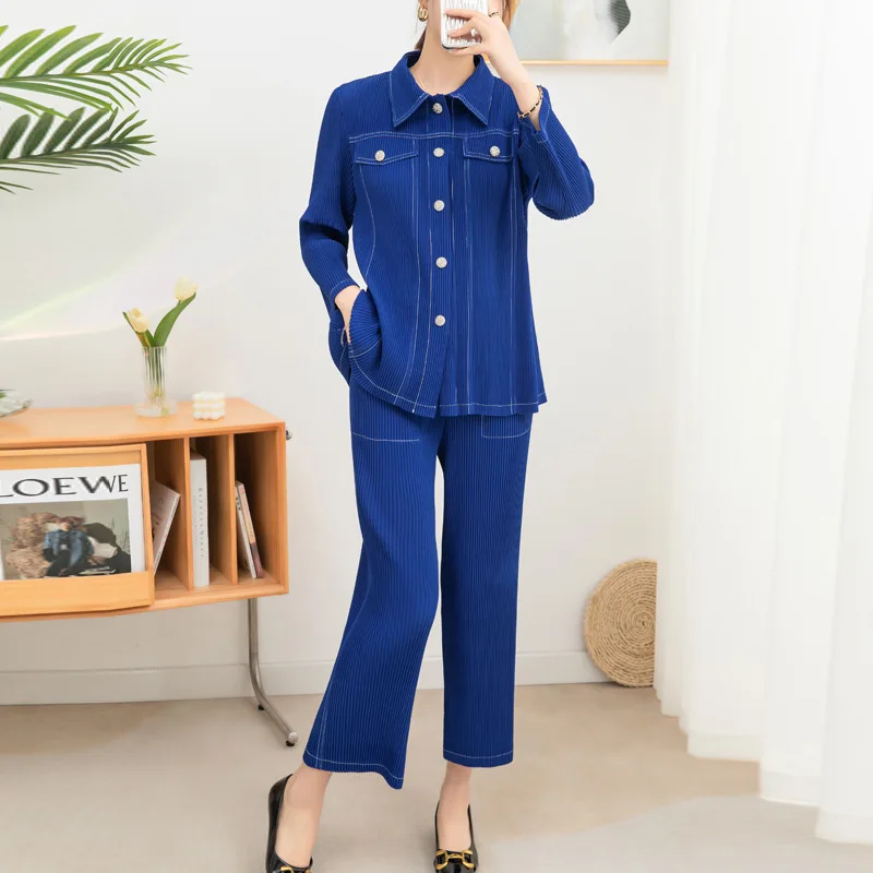 

Miyake Pleated Fashion Casual Suit Women's 2024 High-end Casual Loose Large Size Shirt Collar Top Straight Pants Two-piece Set