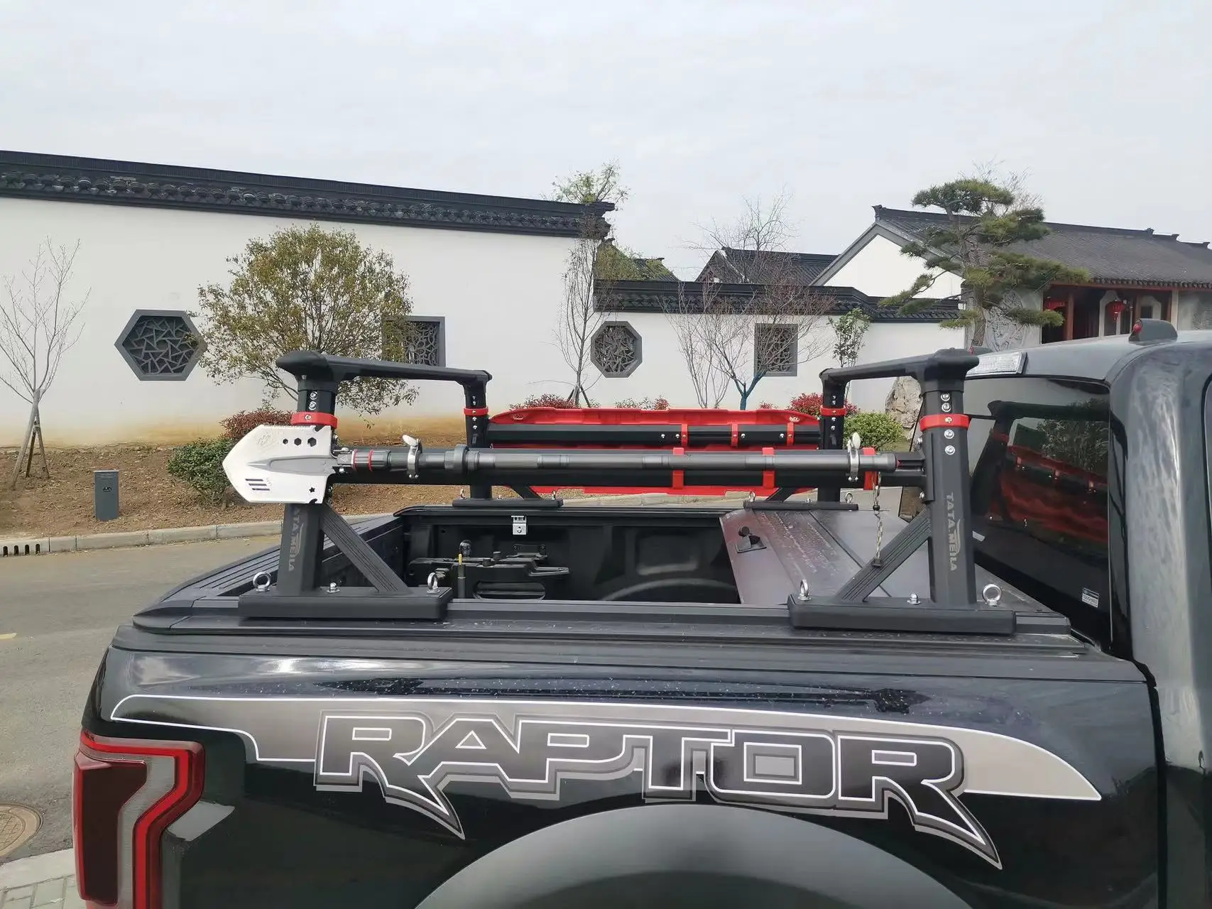 2025 Factory Direct Sale New Universal Aluminum Alloy Anti-Roll Bar Frame Adjustable for Pickup Trucks Directly for Ford