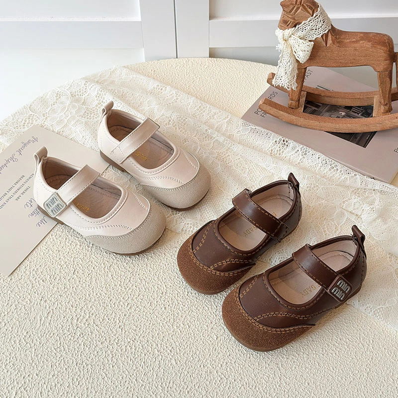 

Детские туфли на плоской подошве, весенне-летняя модная новая обувь принцессы для девочек, легкая удобная уличная повседневная кожаная обувь на мягкой подошве