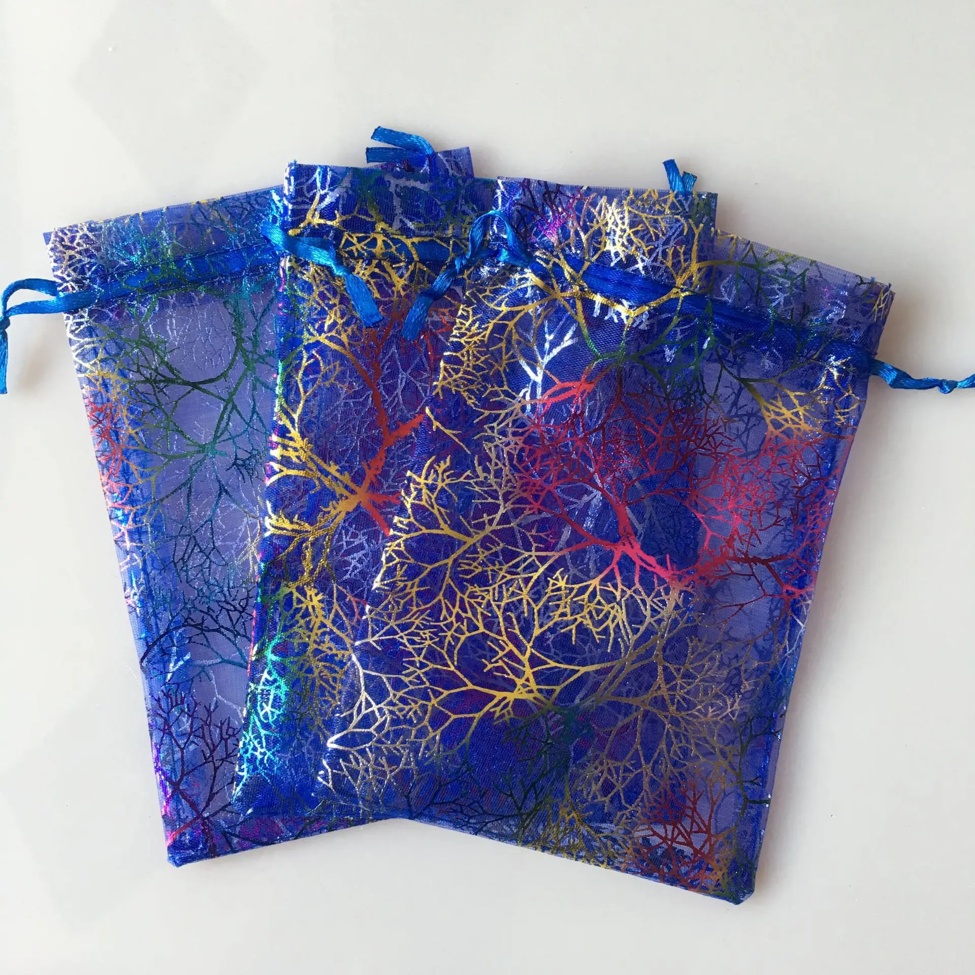 Multi Size Coral Design Organza Sachet Jewelry Packaging Pouches 100pcs/Lot Christmas Wedding Party Bolsa Drawstring Gift Bags