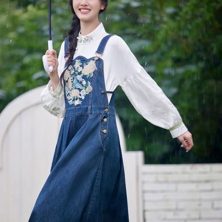 Robe en jean brodée florale de Style National pour femmes, nouvelle robe décontractée sans manches, automne 2025