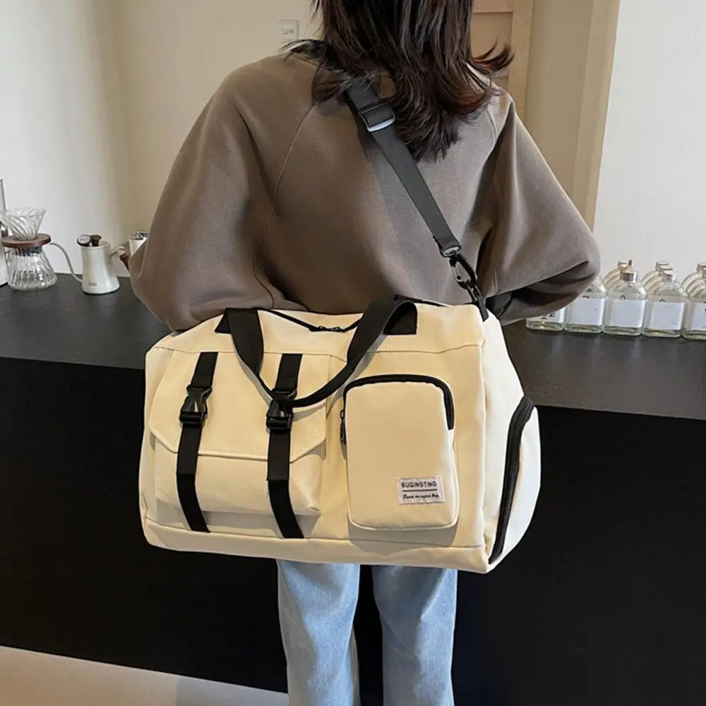 

Oxford Cloth Fitness Duffel Bag Lightweight Single Shoulder Travel Luggage Bag with Shoe Compartment Waterproof Weekender Bag