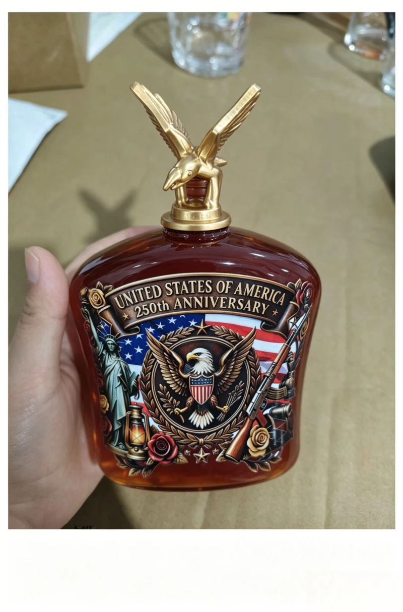 ruruUSA Flag & Eagle Themed Whiskey Decanter Liquor Bottle Home Bar Collectible Ornament collection-grade foreign wine bottle