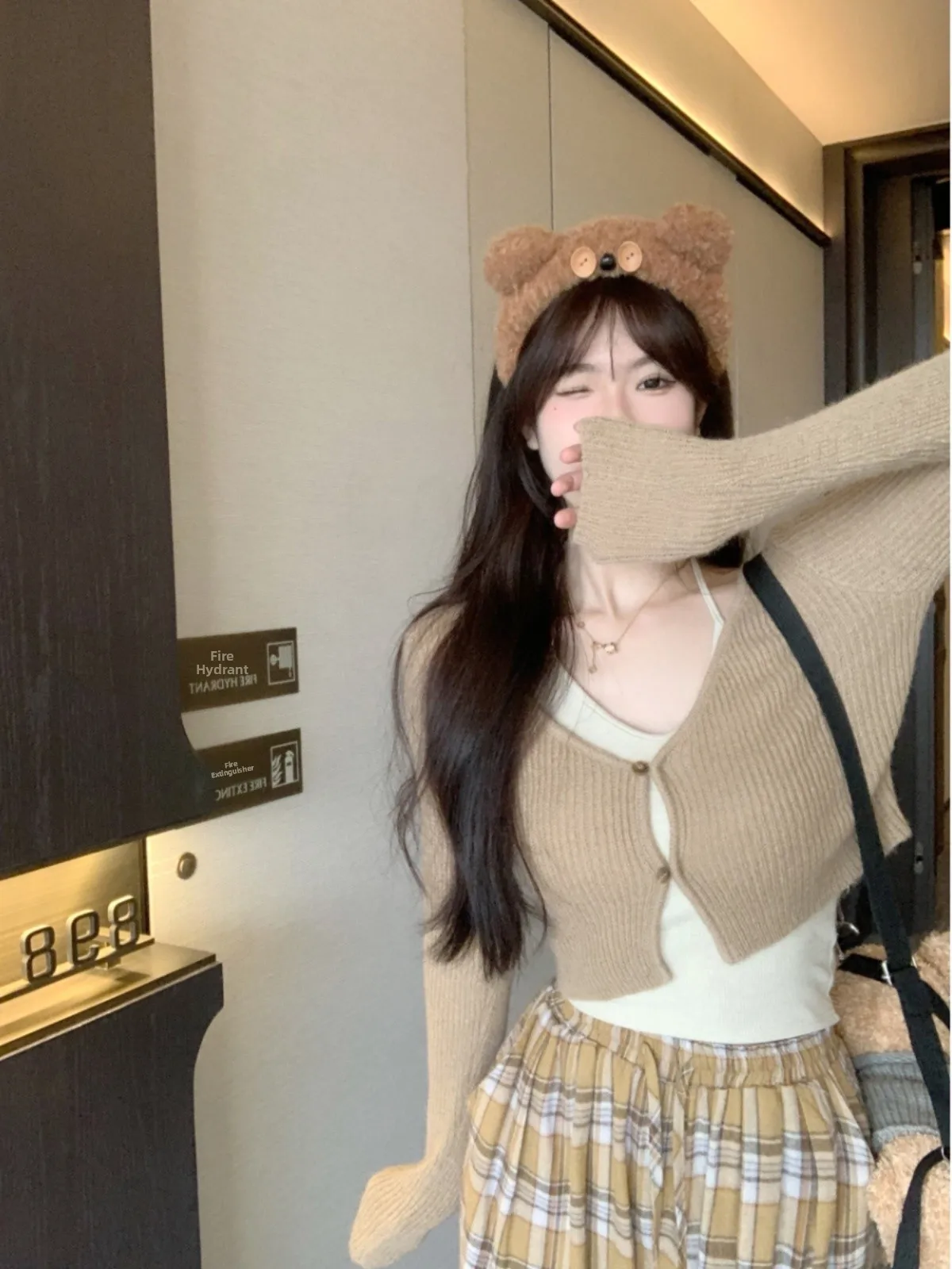 Sweet And Spicy Sle Women's Knitted Top Slim Fit ort Korean Faion Inner Wear Base irt for Autumn Winter New Arrival