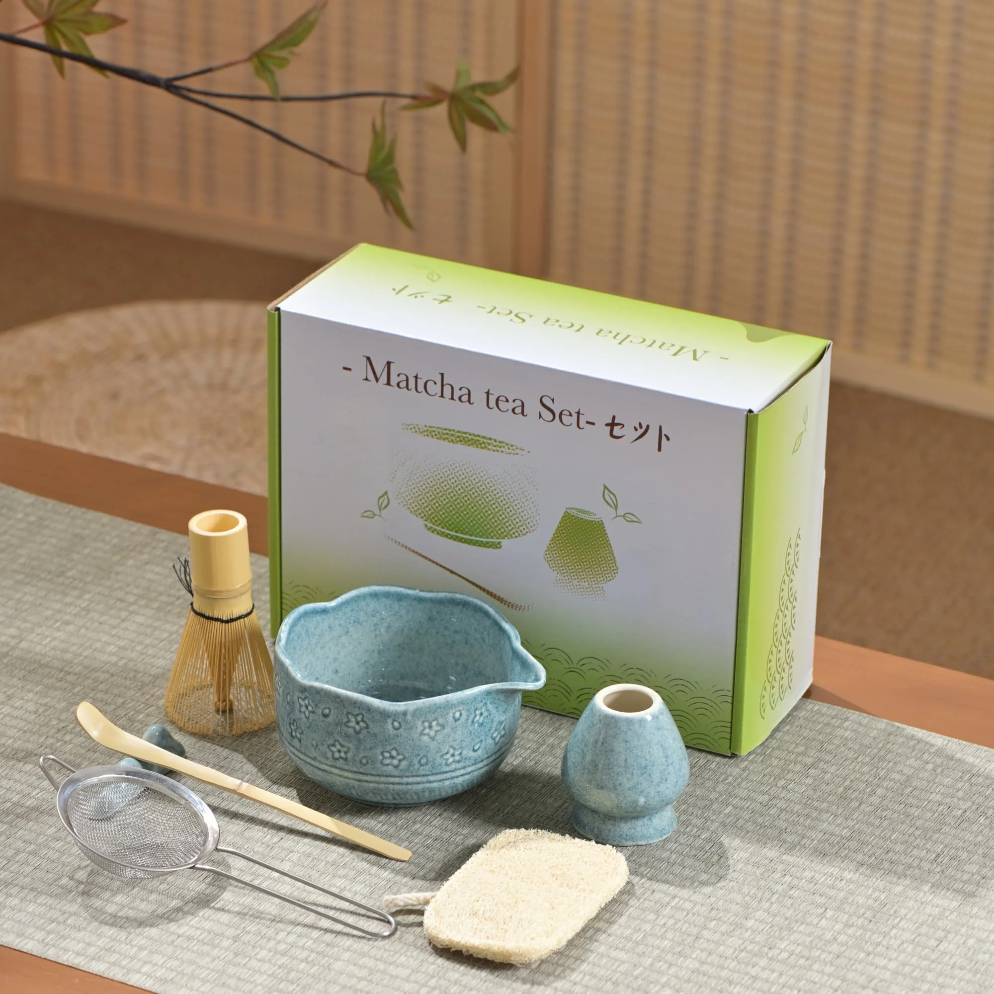 

A seven-piece set of ceramic lily matcha bowl gift box designed for tea lovers, targeting the audience of "tea enthusiasts"