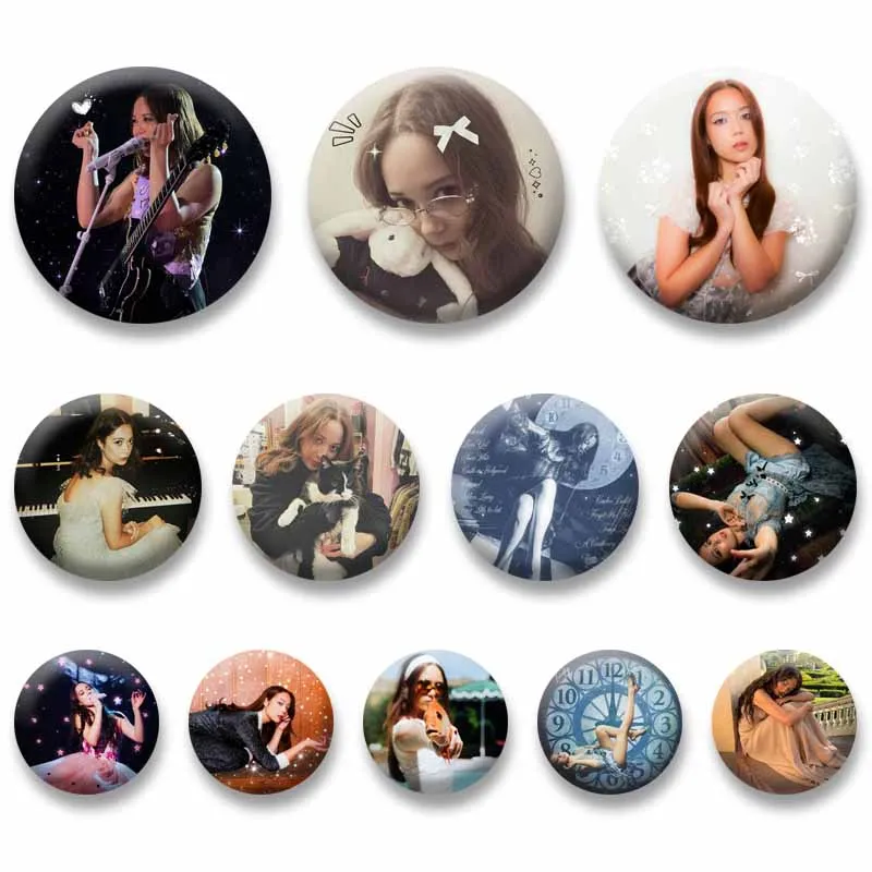 Jazz Singer L-Laufeys Brooch Round Snap-in Badge Lapel Pins Shoulder Bag Clothes Shoes Jewelry Accessories Fans Collectible Gift