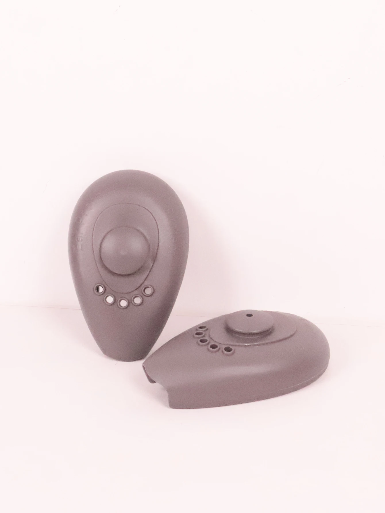 

1 pair of silicone hair dye perm earmuffs waterproof and dirt free earmuffs salon hair styling tool Special for real hair wigs