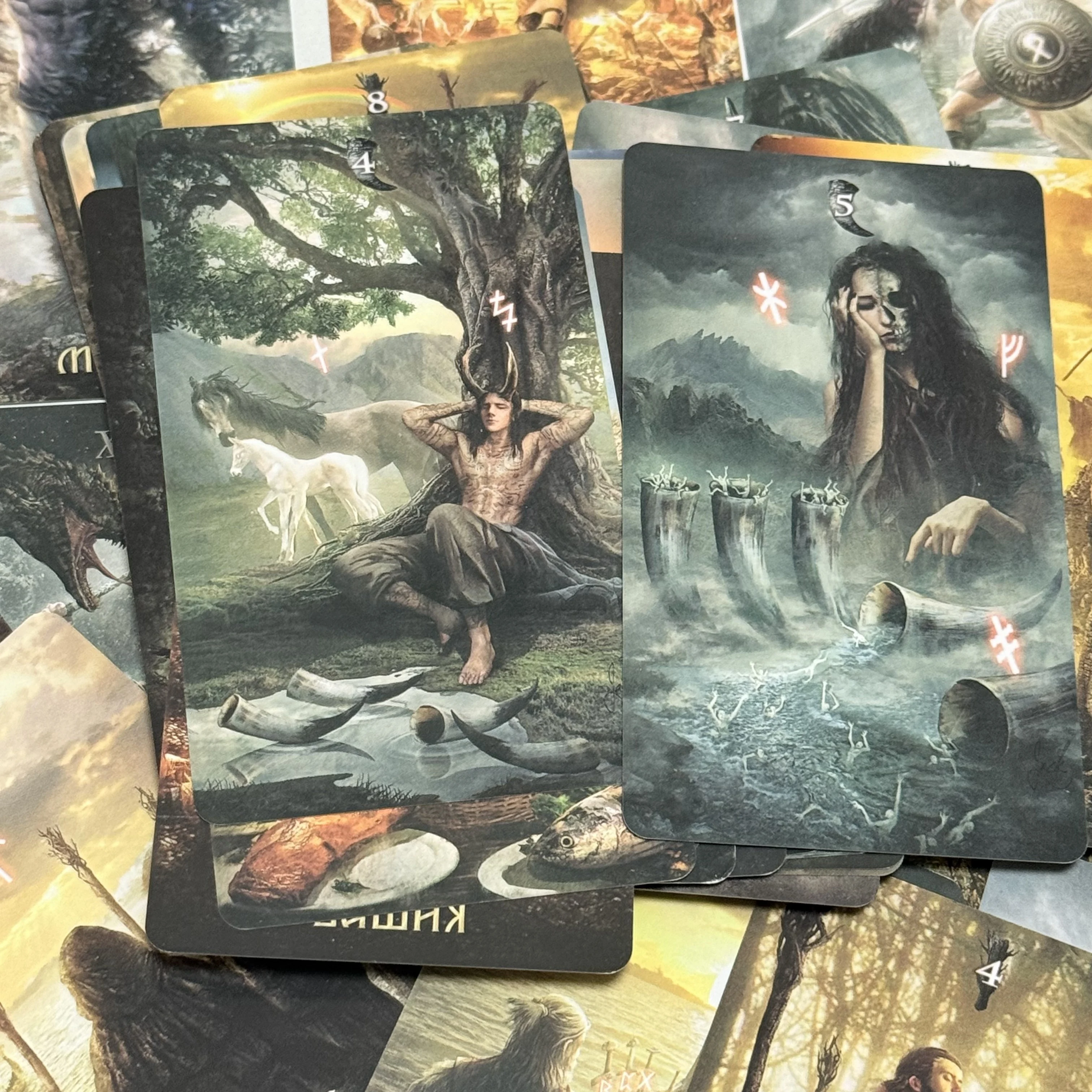 Runische Tarotkarten Russische Version 80 Karten Brettspiel – Detail 11