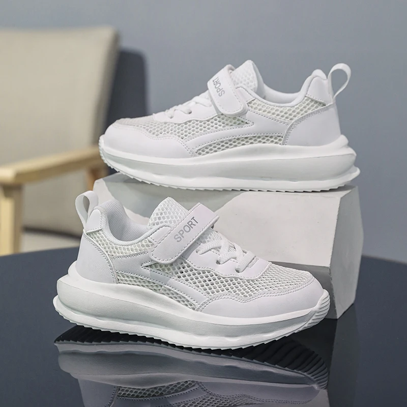 Sapatos esportivos respiráveis para meninos e meninas, tênis de corrida casual, calçado branco pequeno, novo, verão