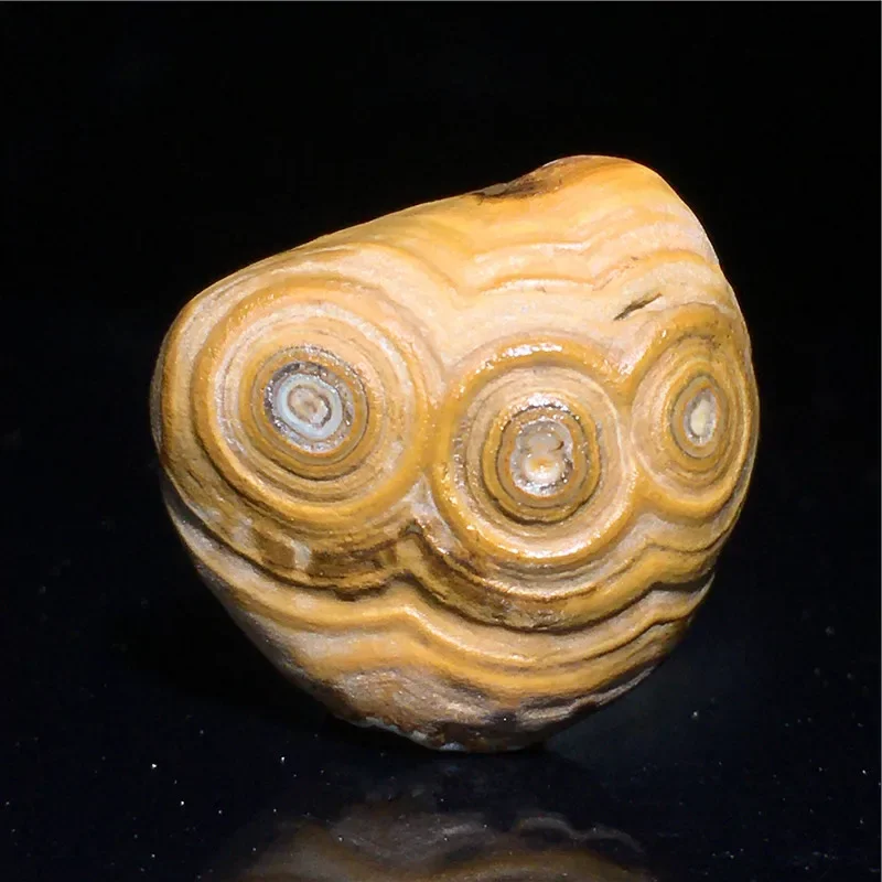 Natural Boutique Eye stones like coins Mongolian Beautiful Color Agate Alxa Gobi Beach Agate Original Stone Shape Satan's Eye
