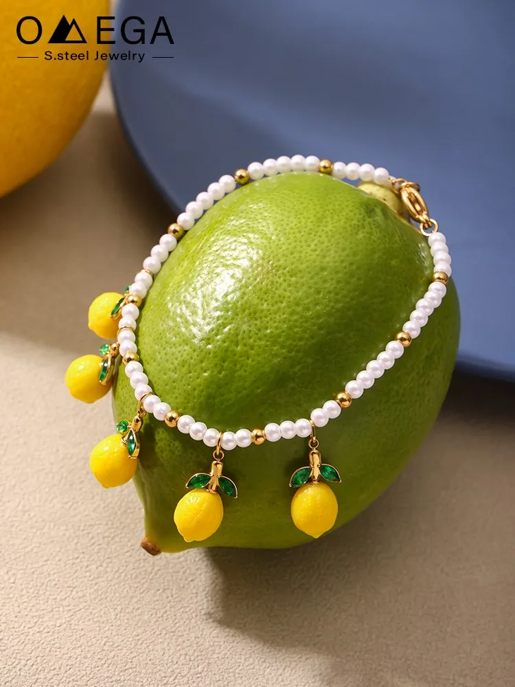 Muschelperlen-Armband mit mehreren Zitronen-Charms für Frauen, handgefertigte Perlenarmbänder, passende Ohrringe, Halskette, niedliche Schmucksets
