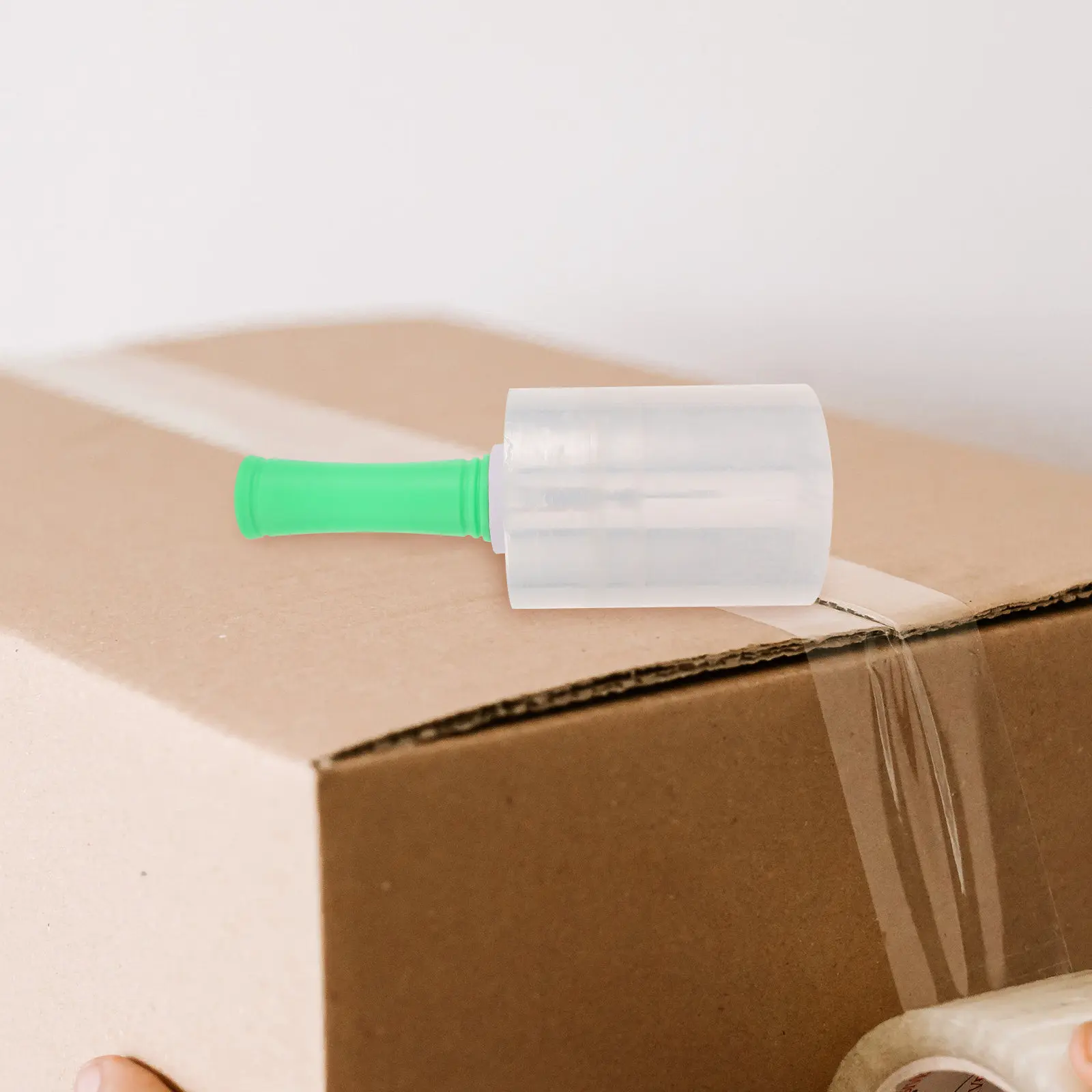 plastic-handle-stretch-film-roll-1-count-for-moving-furniture-wrapping-packing-plastic-wrap-for-suitcases-pallets-shrink-wrap