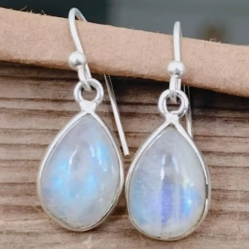 

Fashion Silver Color Metal Water Droplet Inlaid Imitation Moonstone Dangle Earrings for Women Jewelry